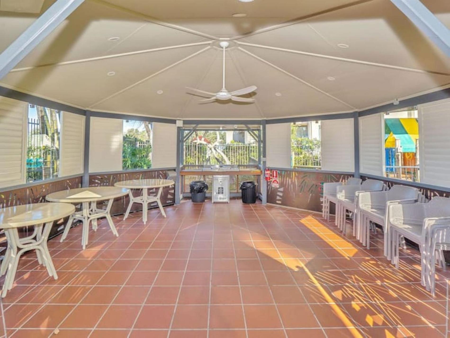 Ocean Front Escape On Palm Gold Coast