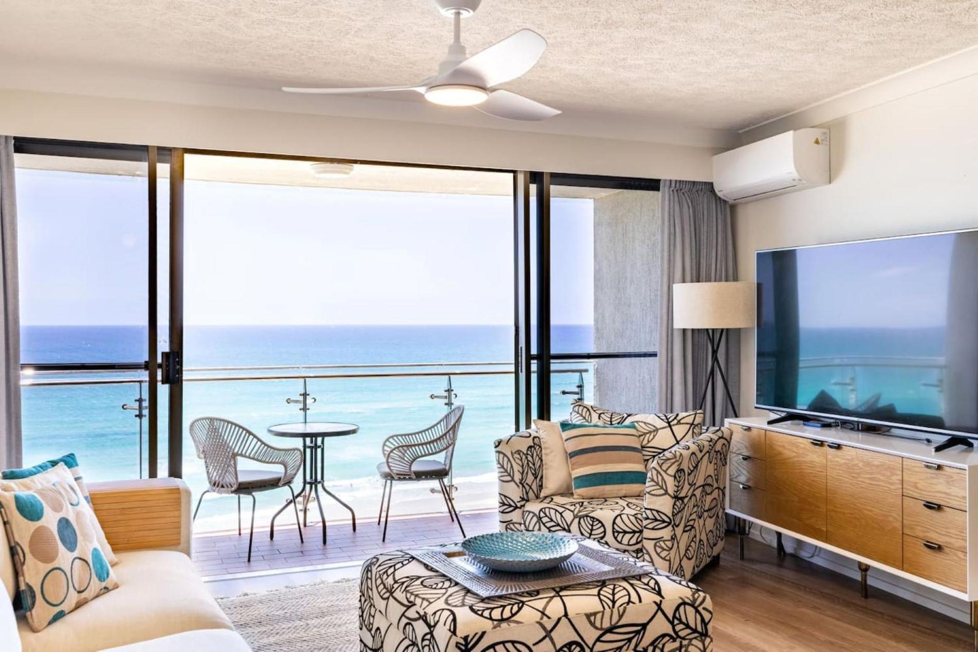 Ocean Front Escape On Palm Gold Coast