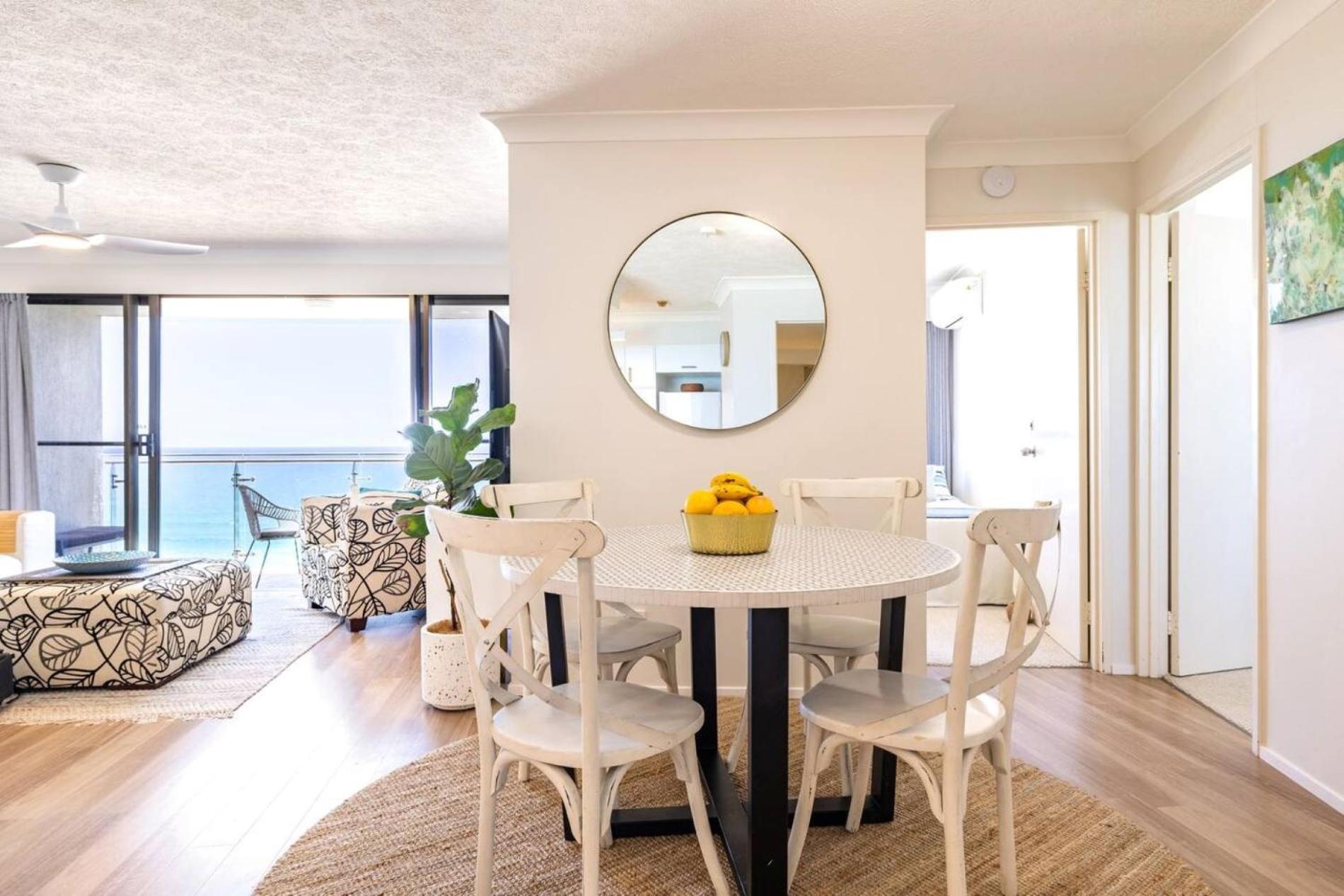 Ocean Front Escape On Palm * Gold Coast