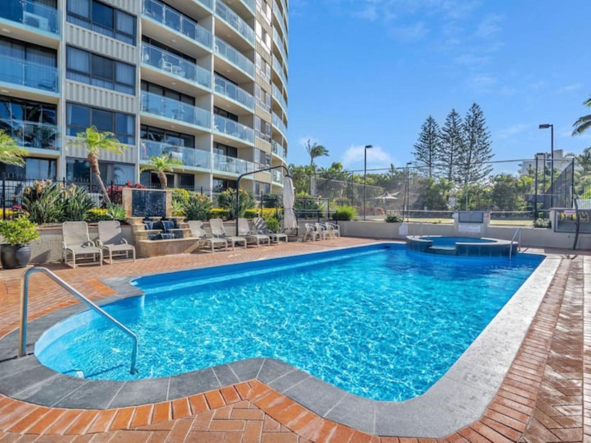 Ocean Front Escape On Palm Gold Coast