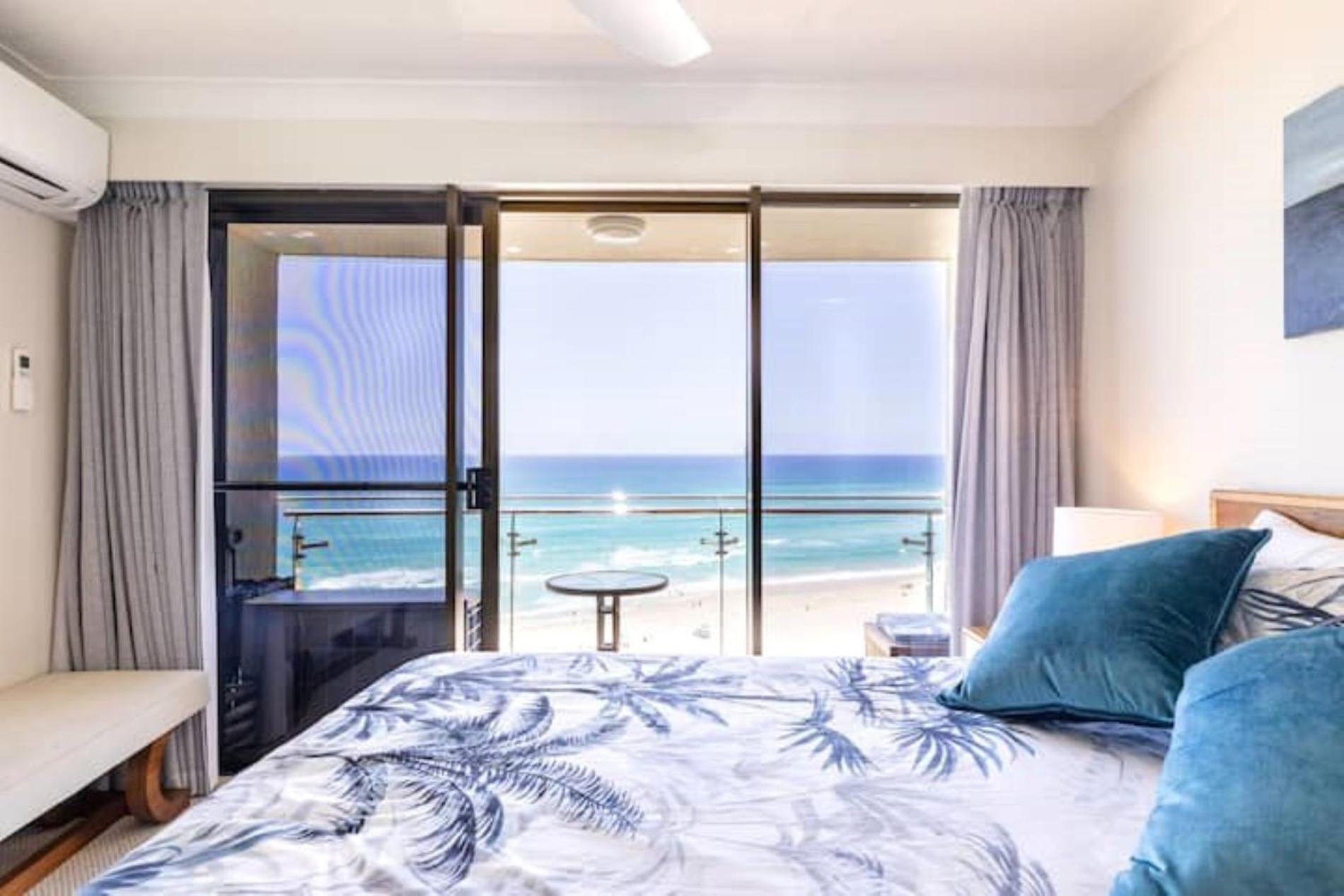 Apartment Ocean Front Escape On Palm